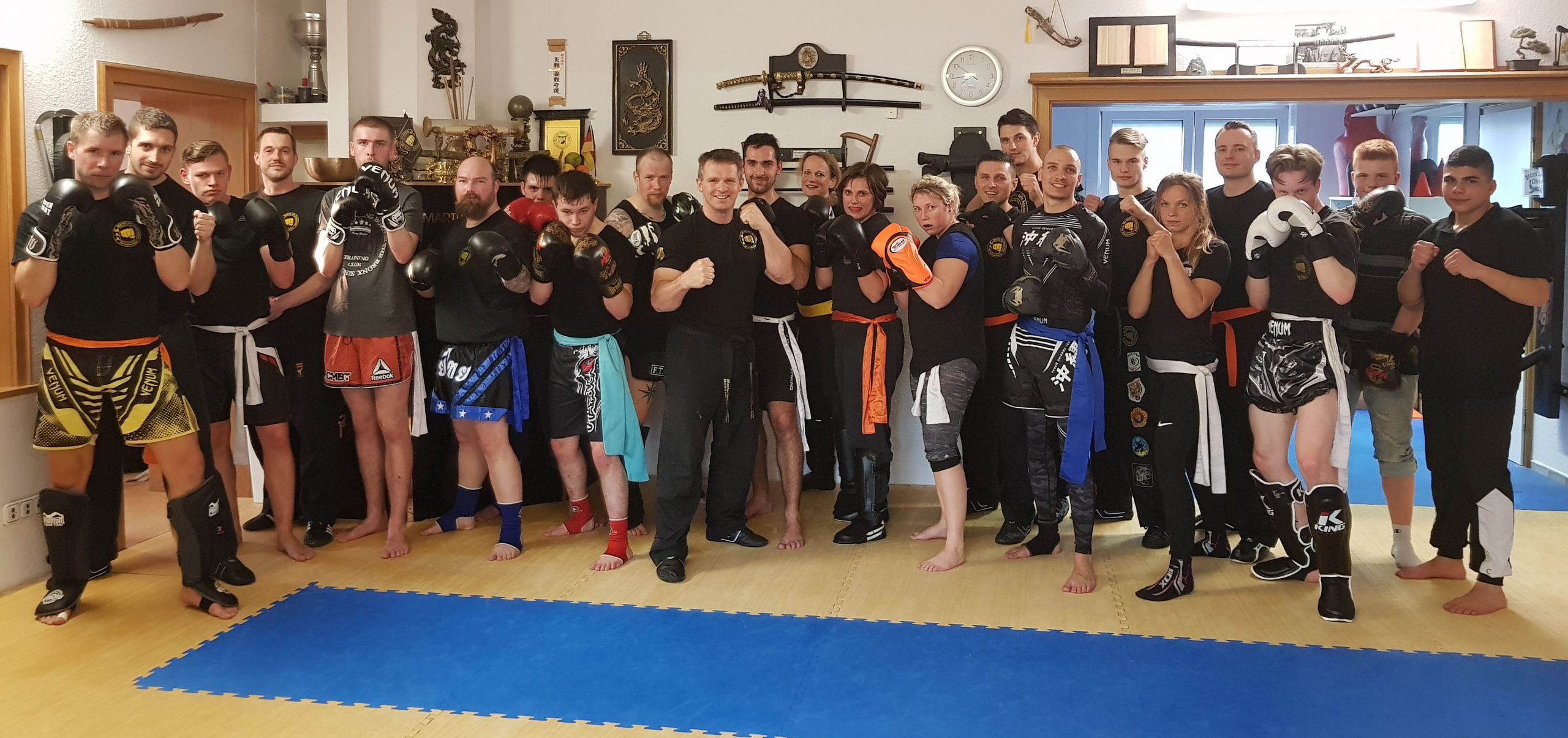 Thai Kickboxen Gruppe im K-K-C Golden Dragon Stadthagen