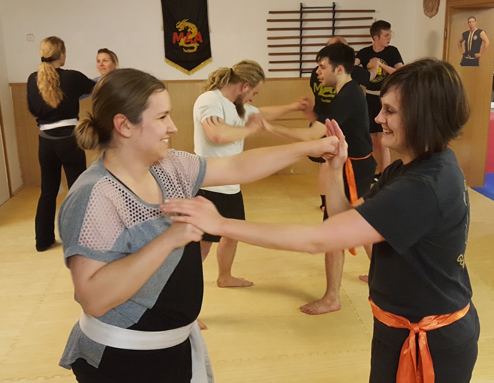 Selbstverteidigung im Partnertraining