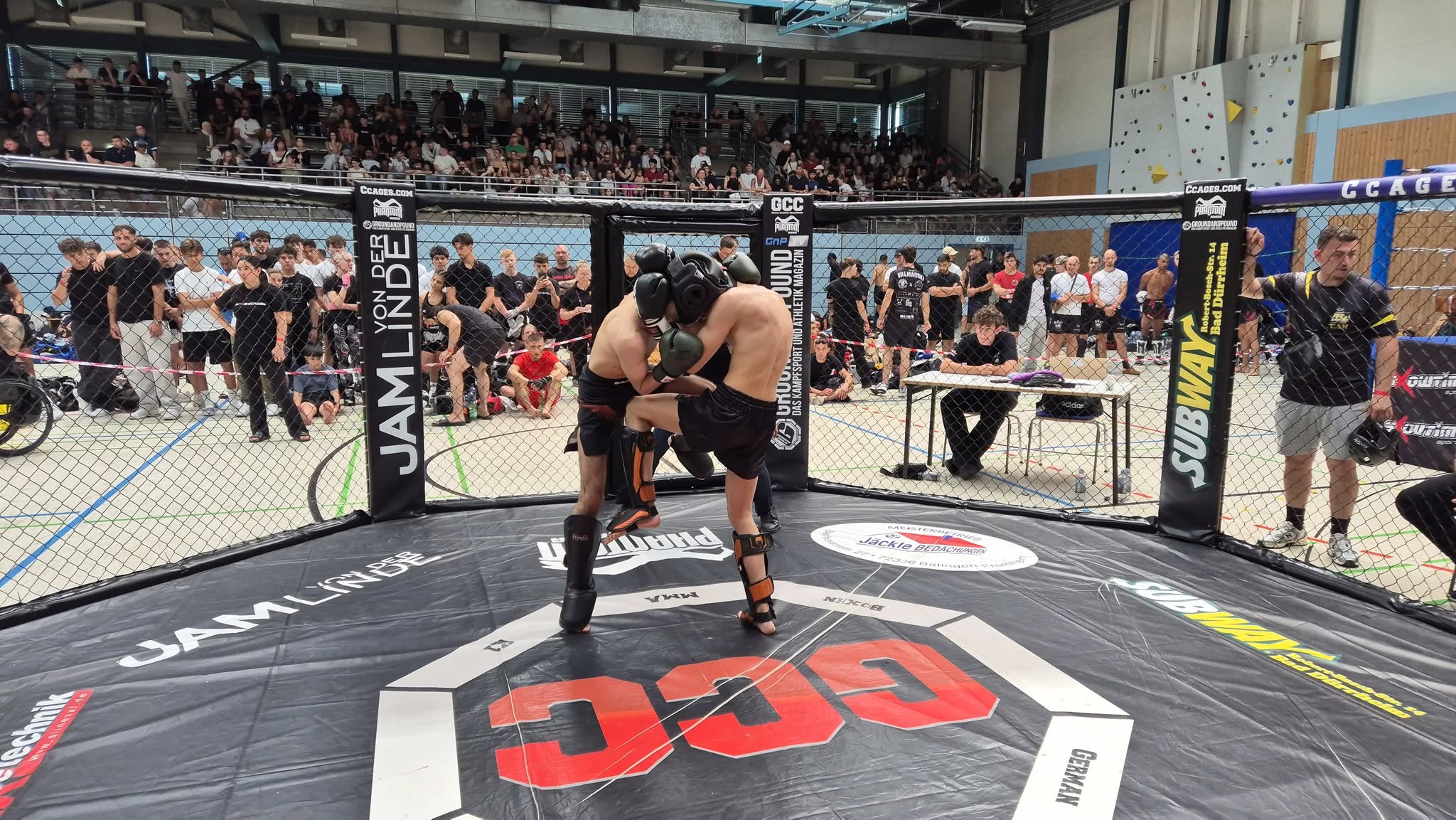 Thai Kickboxen Training im Golden Dragon